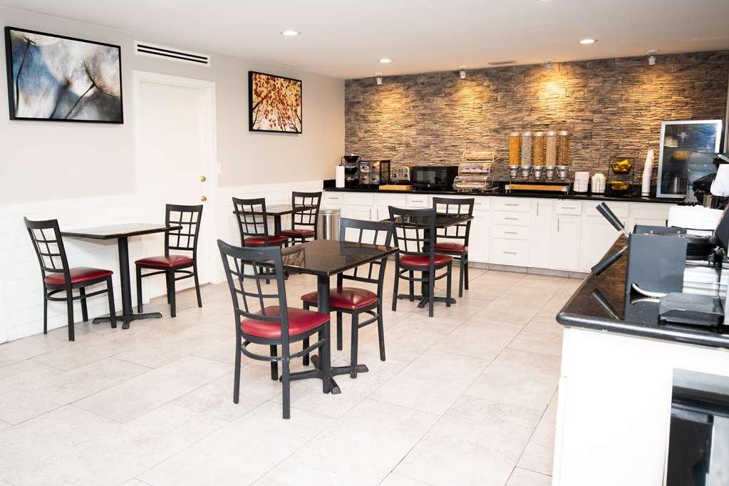 Americas Best Value Inn Гарлінґен Ресторан фото