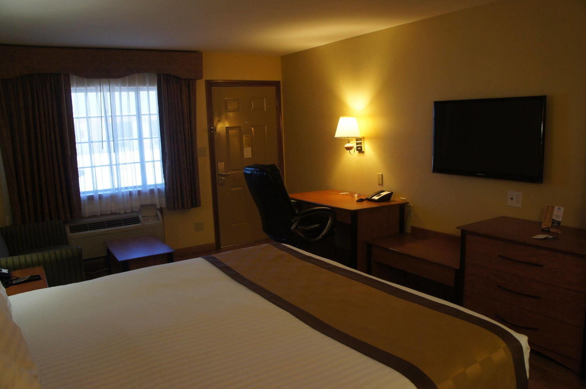 Americas Best Value Inn Гарлінґен Екстер'єр фото